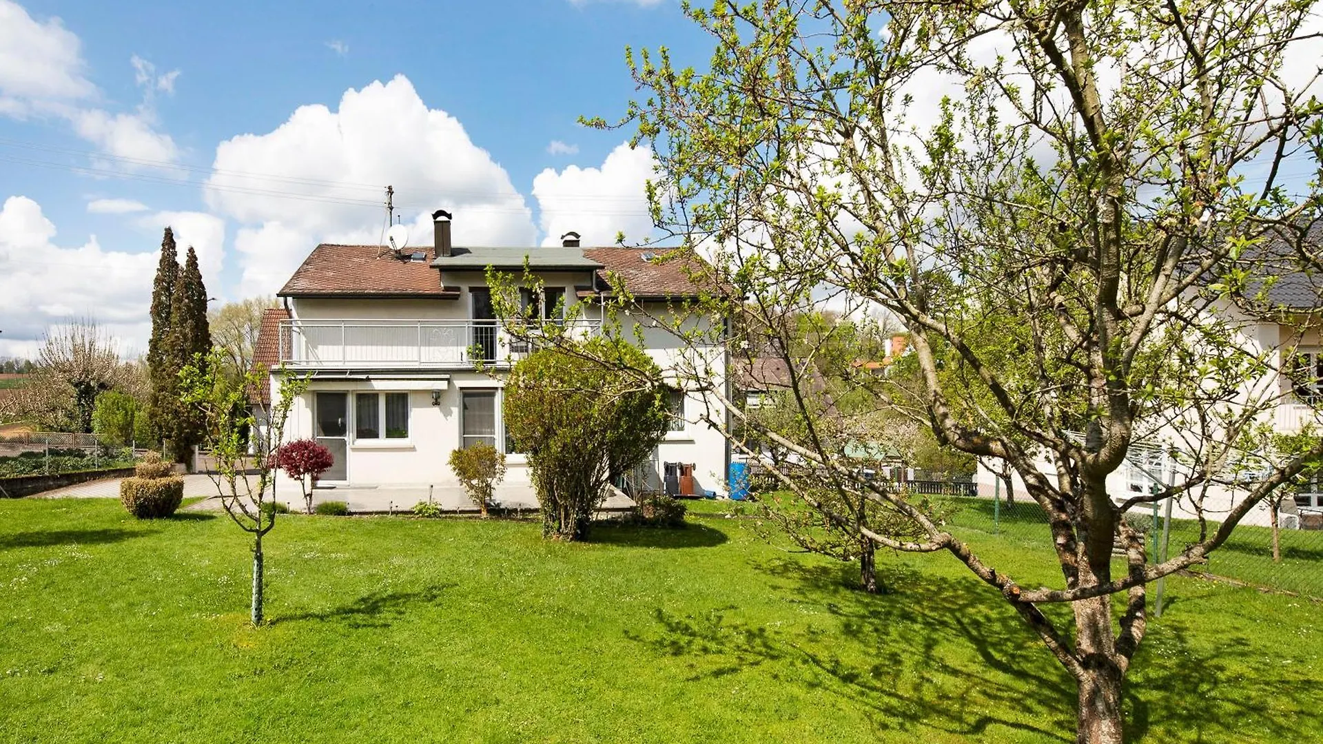 Apartment Ferienwohnung Am Schlehbach Offingen Germany